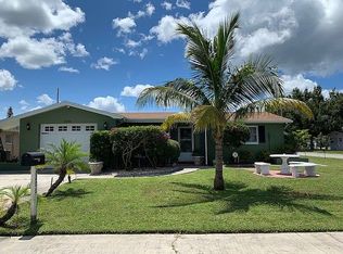 3206 Salisbury Dr, Holiday, FL 34691