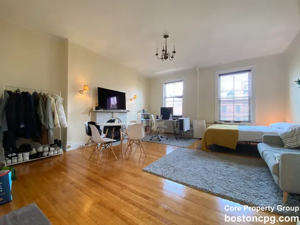 233 Beacon St, Boston, MA