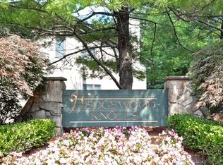 5 Wedgewood Dr, Little Falls, NJ 07424