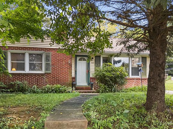 2nd image of 531 Kenview Ave