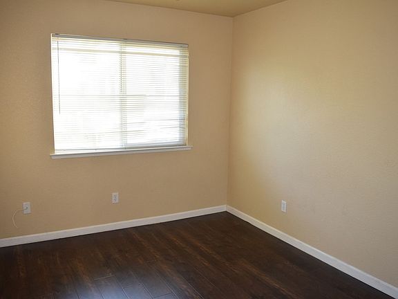 3rd image of 367 Mobley Ave #B