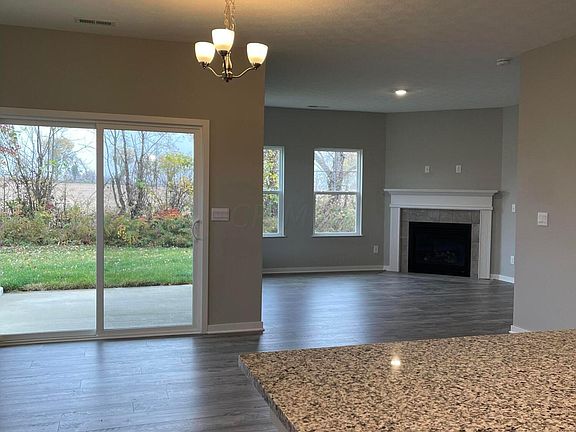 4th image of 123 Chapman Dr