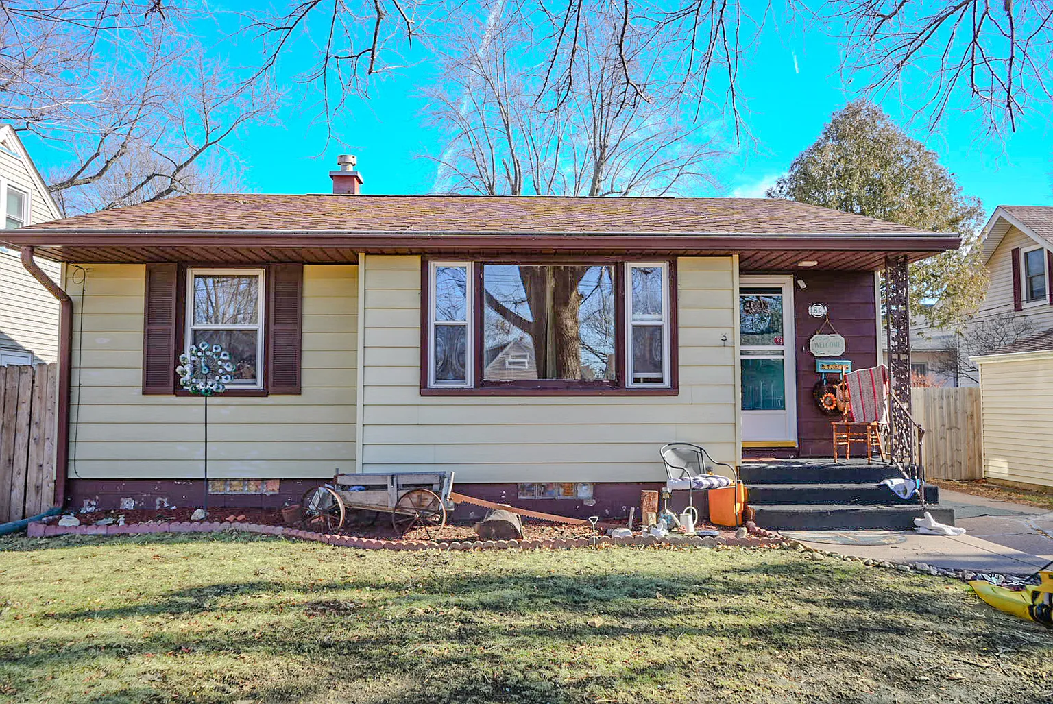 1843 31st St photo 1