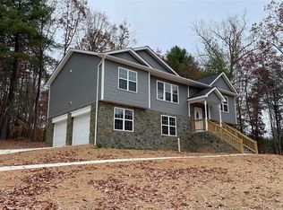 1925 Starcross Rd SE, Lenoir, NC 28645