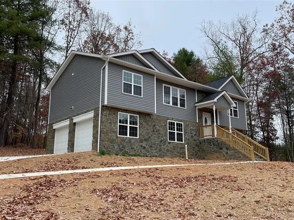 1925 Starcross Rd SE, Lenoir, NC 28645