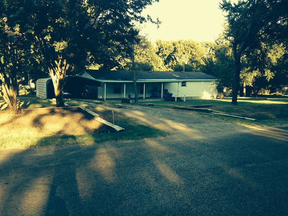 1st image of 204 Softwind St