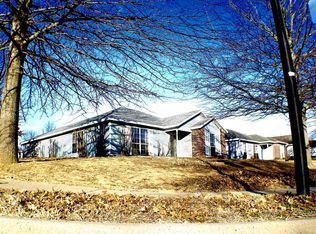5746 W Legacy St, Fayetteville, AR 72704