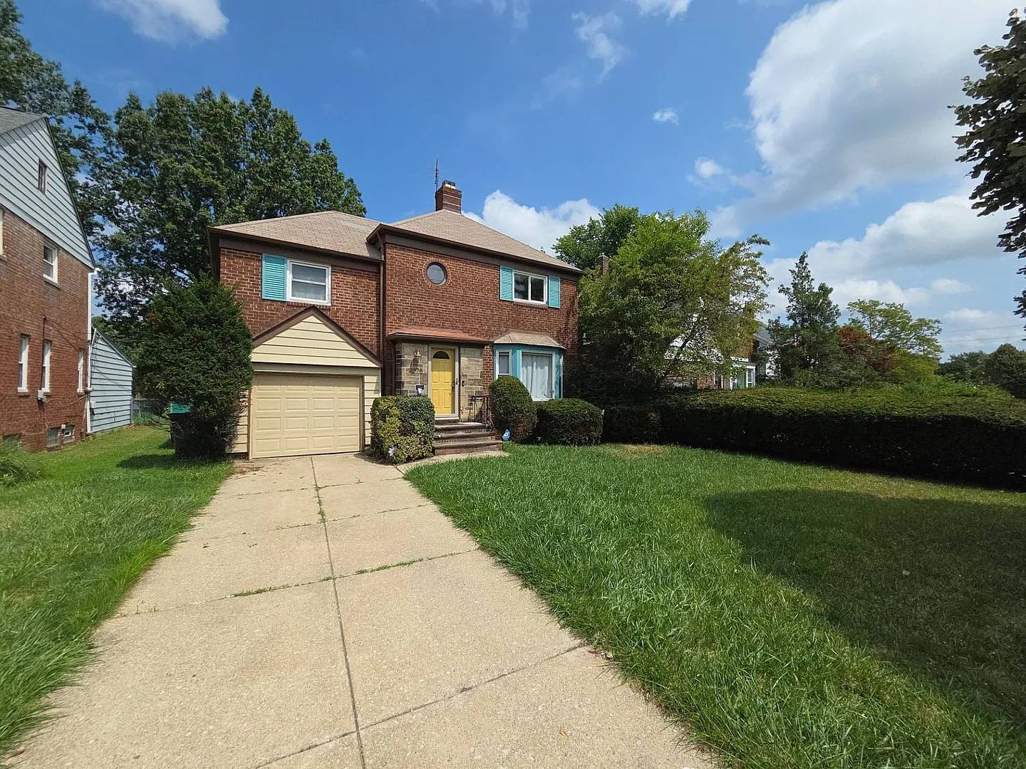 Charming 3-Bedroom Property in Prime Location — Photo 1