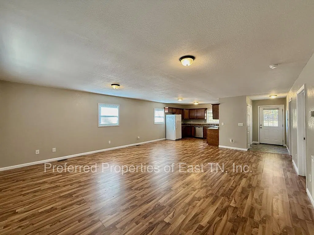 7375 Erwin Hwy — Photo 4