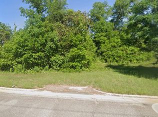 713 Martin Luther King Jr Dr, Albany, GA 31701