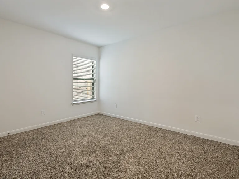 3121 Angus Dr — Photo 15