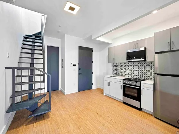 156 Erasmus Street image 1 of 12