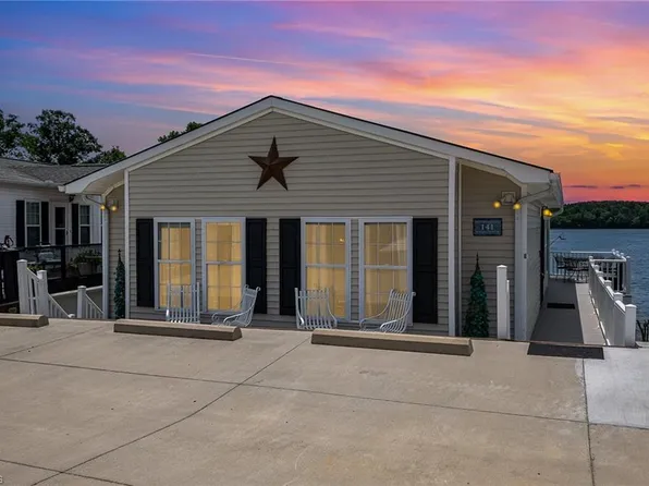 141 Badin Lake Rd, New London, NC 28127