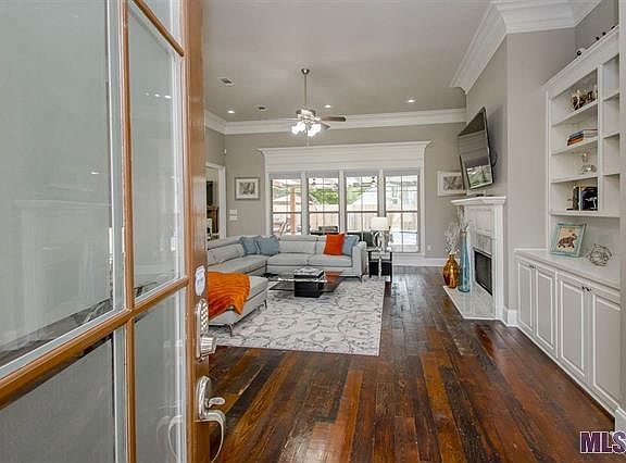 2nd image of 5829 Kellywood Oaks Dr