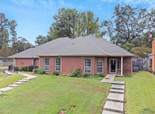 219 Hampton Ct, Longview, TX 75605