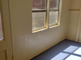 39 John St, Amsterdam, NY 12010