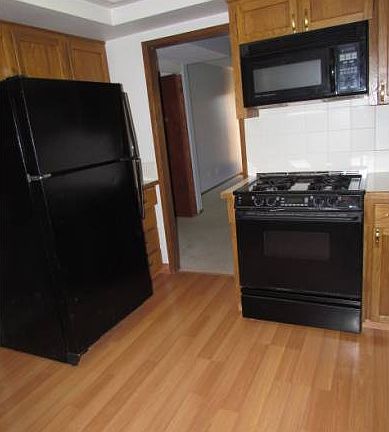 Appliances included