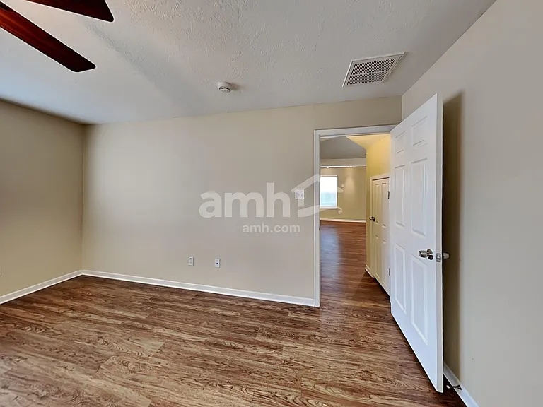 15834 Little Miss Creek Dr — Photo 10
