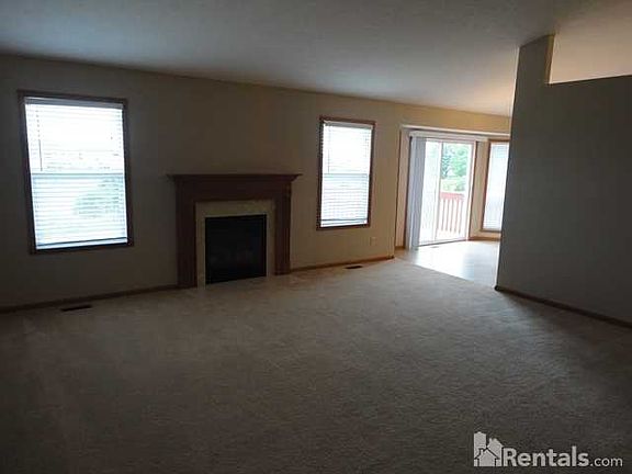 3rd image of 7072 Salzbrenner Ln
