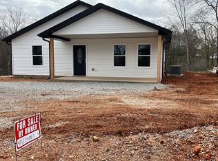 807 Jessie James Rd, Pineville, MO 64856