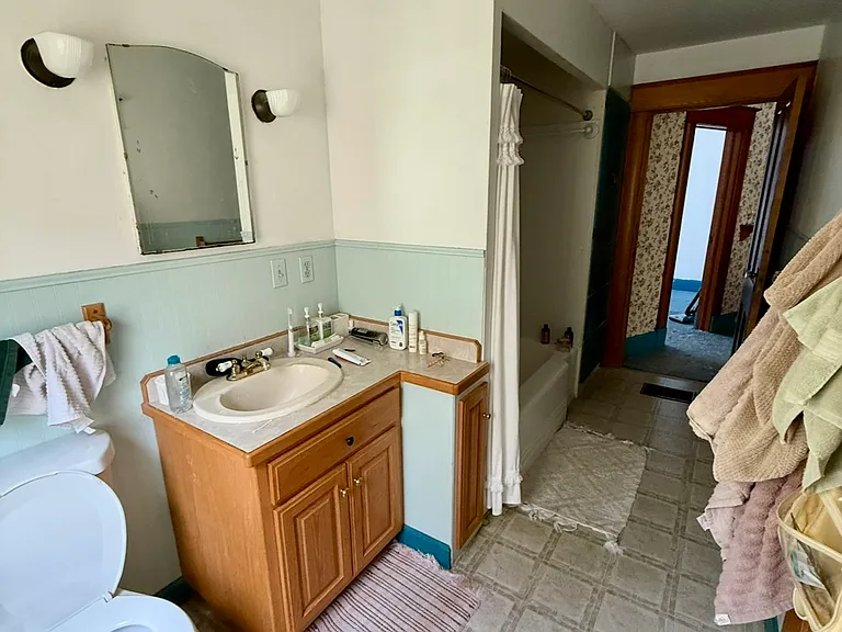 805 N Catalpa St — Photo 10