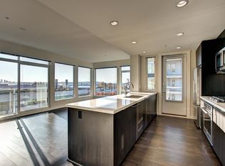 255 W 1st St #409, North Vancouver, BC V7M 3G8
