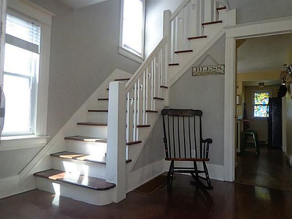 3rd image of 94 Lapham St