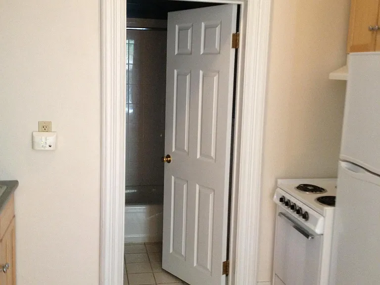 15 Bigelow St #3 — Photo 10