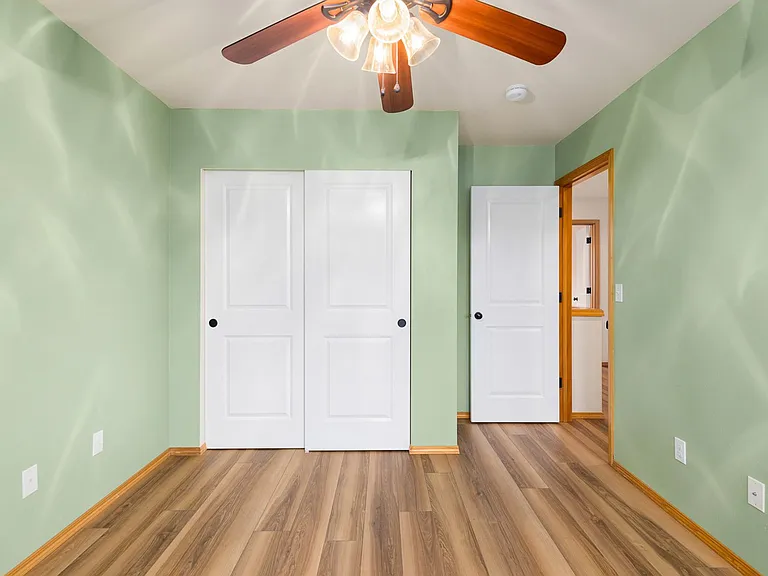 126 195th Pl SW — Photo 19