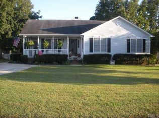 1129 Spruce Dr, Zebulon, NC 27597
