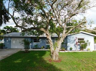 9343 Oak St NE, Saint Petersburg, FL 33702