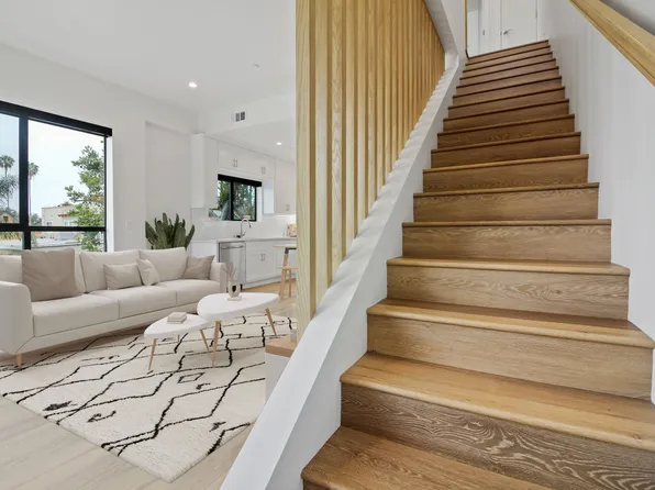 Modern 1BD & 4BD Residences in Trendy West Adams, 3460 Virginia Rd #3460, Los Angeles, CA 90016