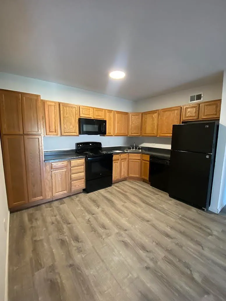 Parkhill Terrace Apartments — Photo 2