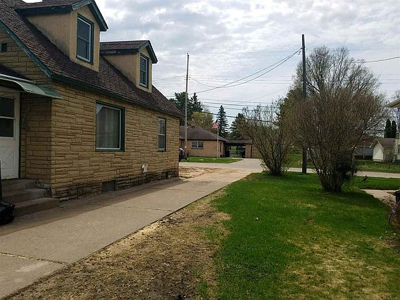 4th image of 508 E Grand Blvd