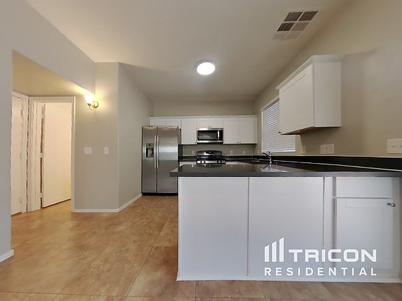 5th image of 1222 S 120th Dr