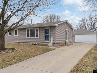 232 Ann Dr, Eagle Lake, MN, 56024