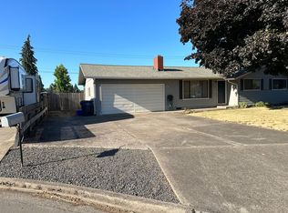 1030 Dondea St, Springfield, OR 97478