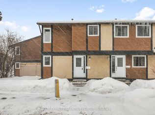 1414 Ridgebrook Dr, Ottawa, ON K1B4T2