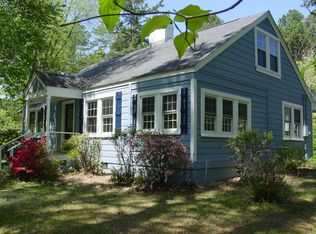 92 Pine Hill Dr, Carrboro, NC 27510
