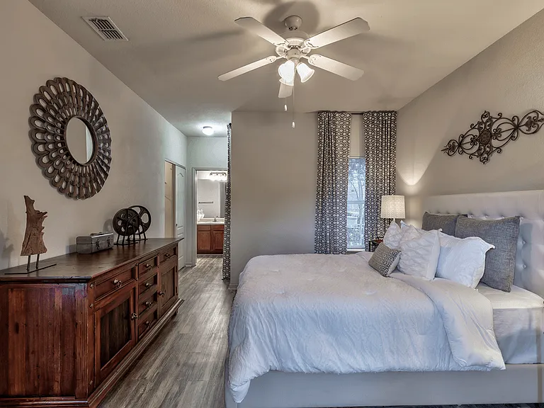 The Reserve at North River Apartments — Photo 28