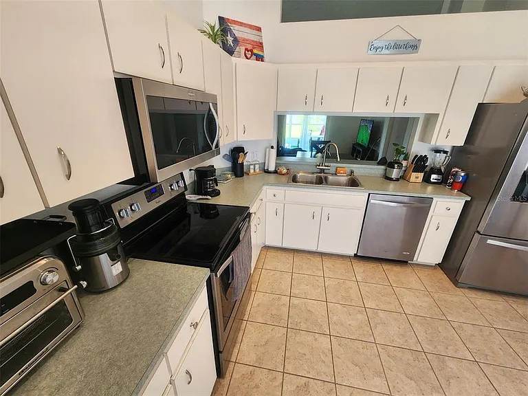 2601 Sundance Cir — Photo 3