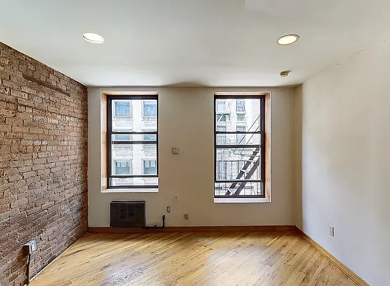 120 Orchard St #3A — Photo 2