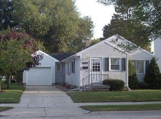 1020 Pershing Ave, Sheboygan, WI 53083