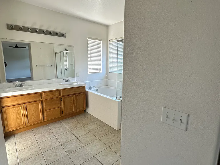 33183 Romance Pl — Photo 20