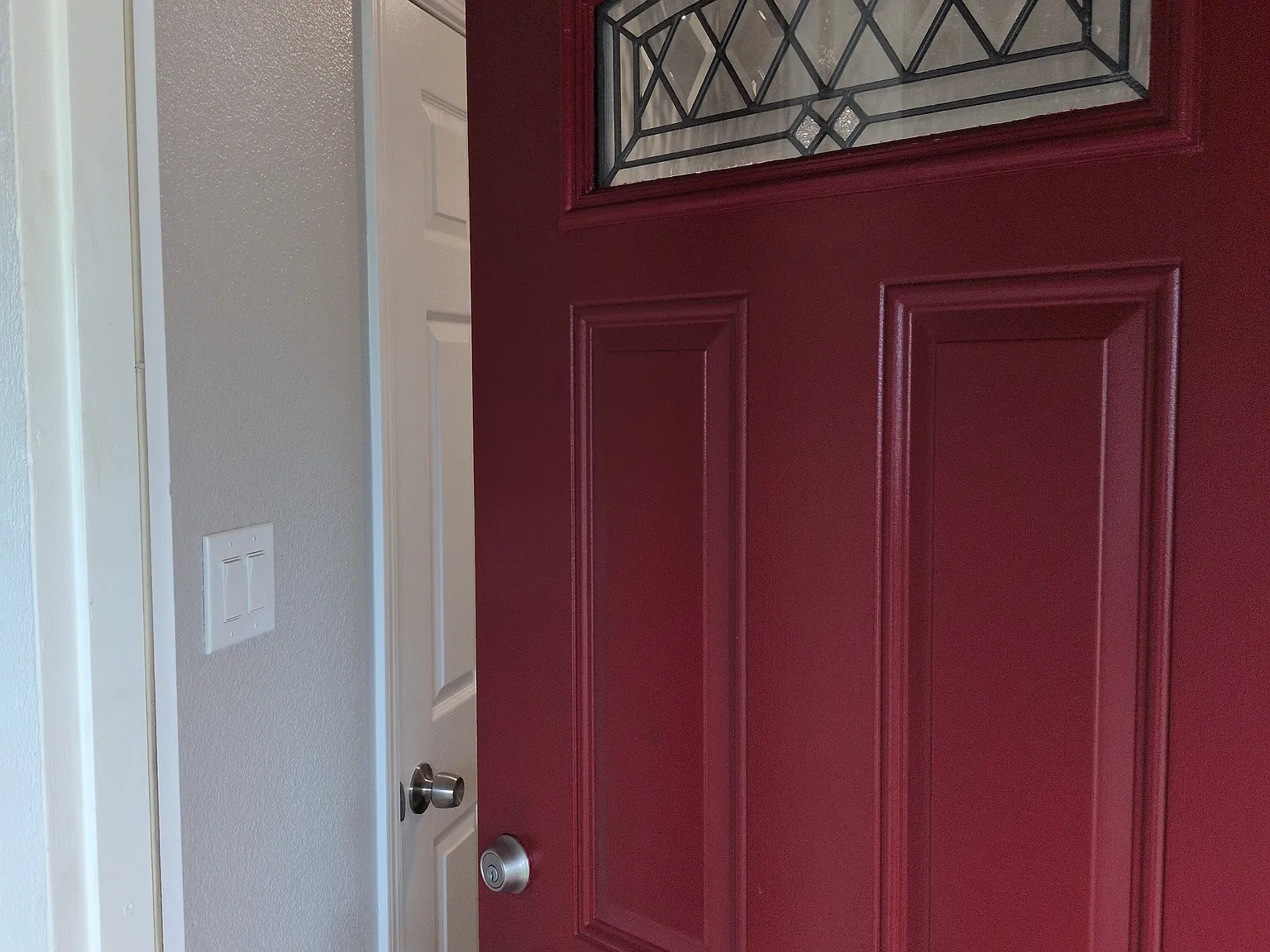 3 bed, 1204 sqft, $2,850 — Photo 2