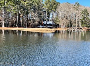 1547 Old Pearl Rd, Florence, MS 39073