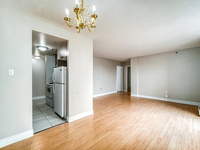 1157 Tower Rd — Photo 20
