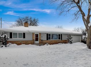 209 Hill St, Deforest, WI 53532