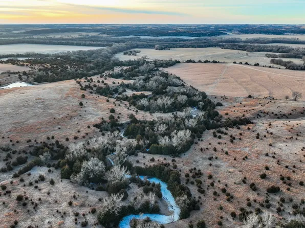 123 County Rd, Mankato, KS 66956