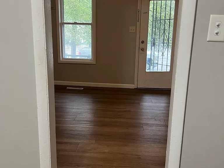 309 S 5th Ave #2 — Photo 4